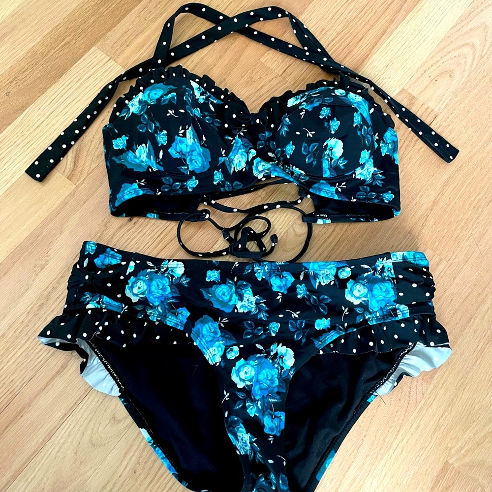 Midnight hour 50s style swimsuit